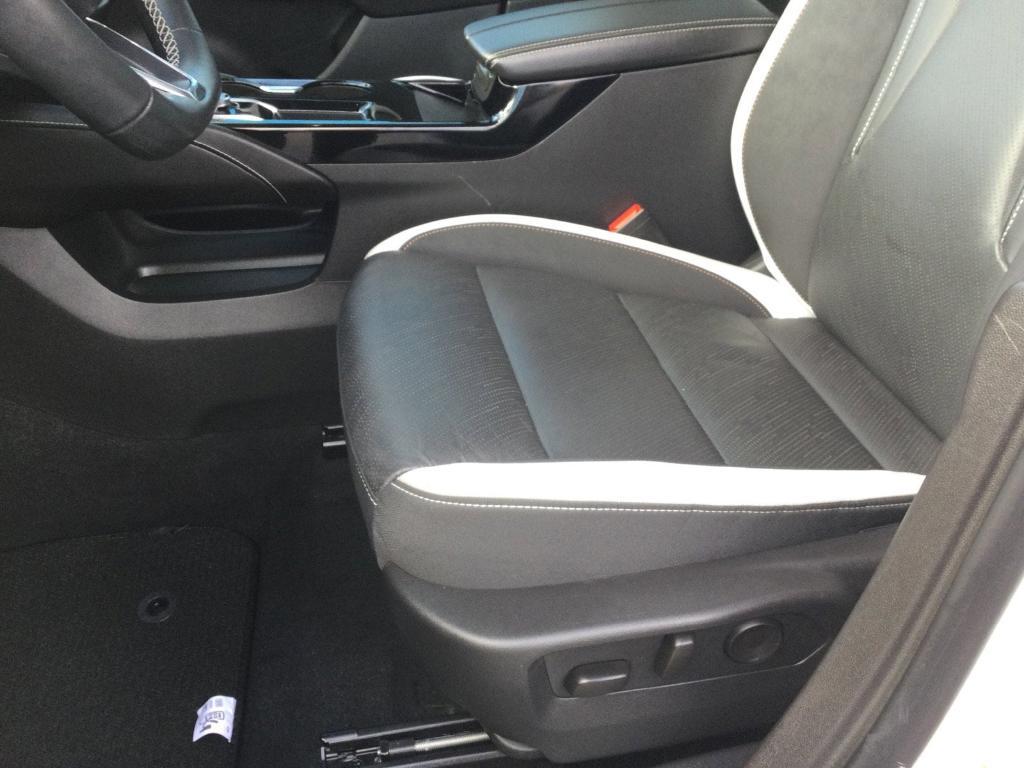 used 2024 Buick Envision car, priced at $30,995