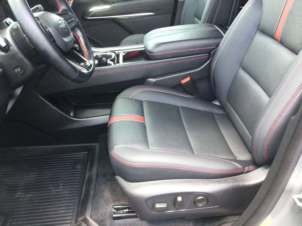 used 2024 Chevrolet Traverse car, priced at $55,995