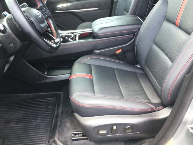 used 2024 Chevrolet Traverse car, priced at $55,995