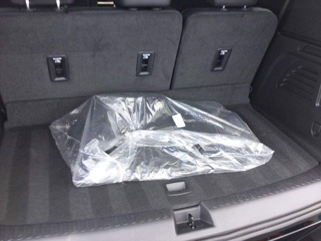 used 2024 Chevrolet Traverse car, priced at $55,995