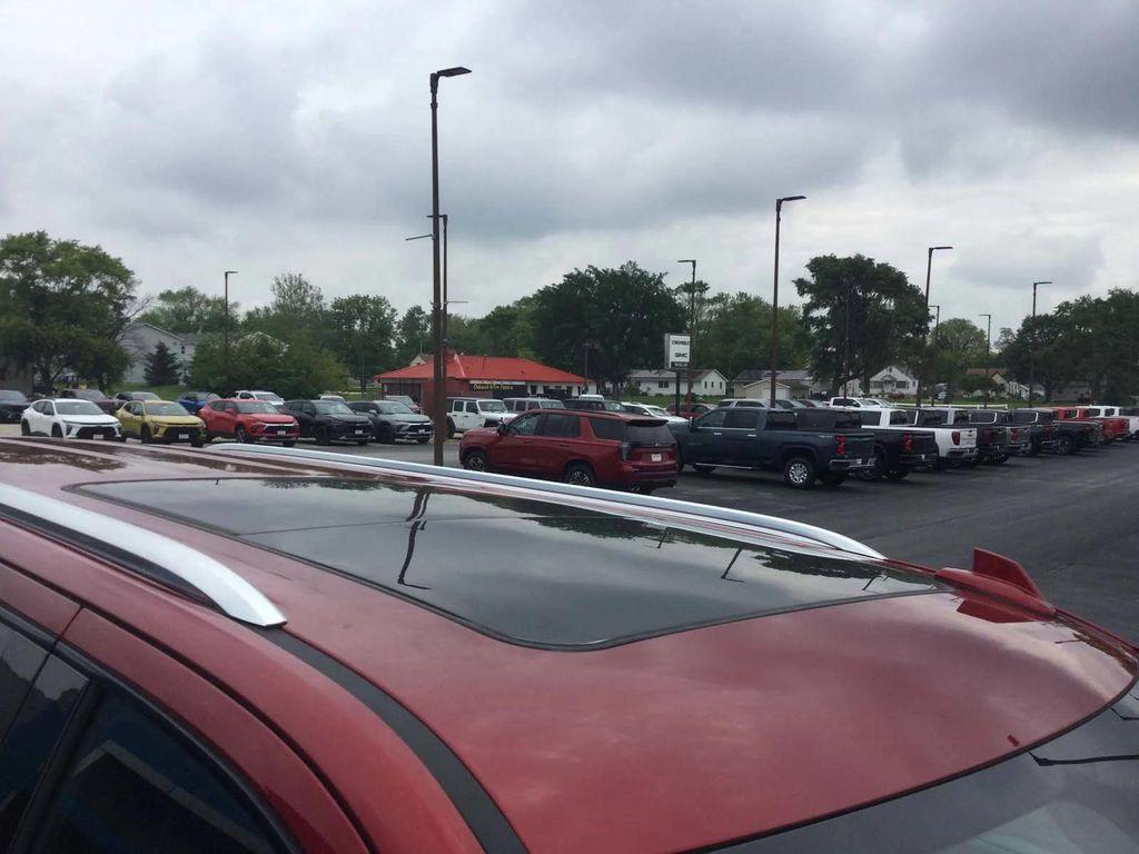 used 2024 Chevrolet Suburban car, priced at $71,995