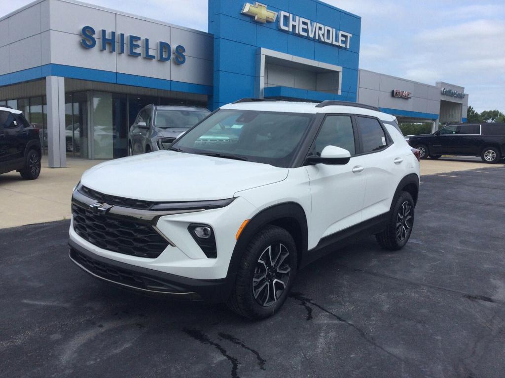 new 2024 Chevrolet TrailBlazer car, priced at $27,500