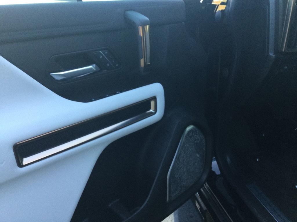 new 2025 GMC HUMMER EV SUV car, priced at $101,285