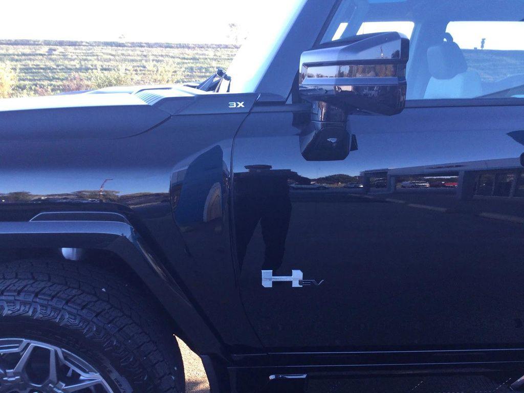 new 2025 GMC HUMMER EV SUV car, priced at $109,285