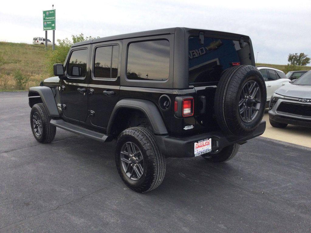 used 2020 Jeep Wrangler Unlimited car, priced at $27,995
