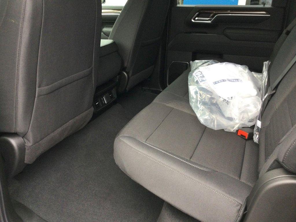 new 2026 Chevrolet Silverado 2500 car, priced at $75,300