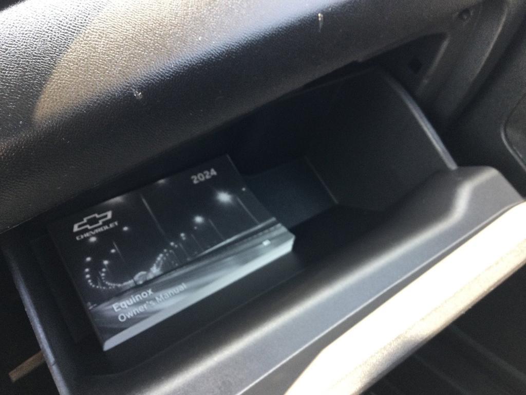 used 2024 Chevrolet Equinox car, priced at $25,995