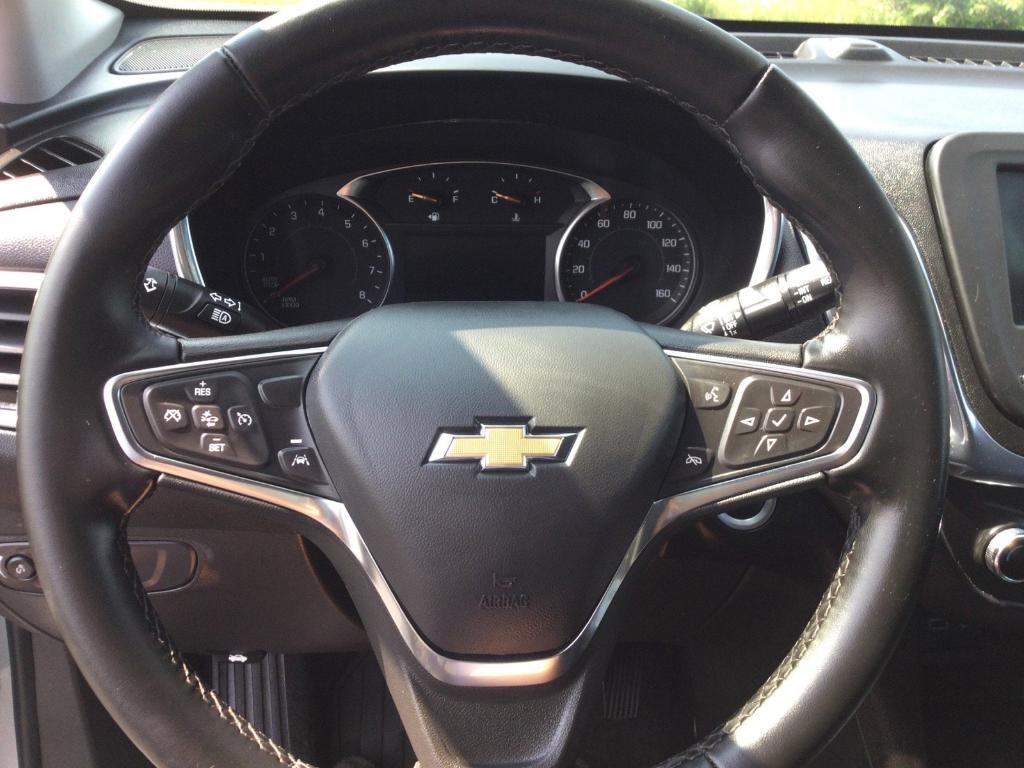 used 2024 Chevrolet Equinox car, priced at $25,995