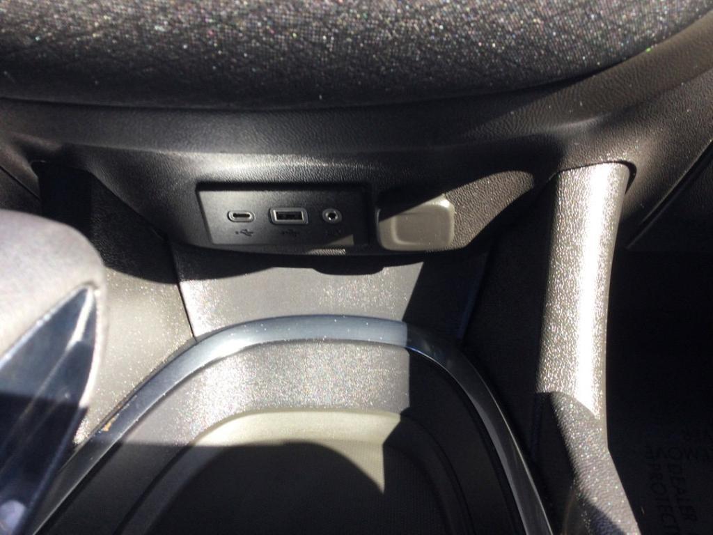 used 2024 Chevrolet Malibu car, priced at $20,995