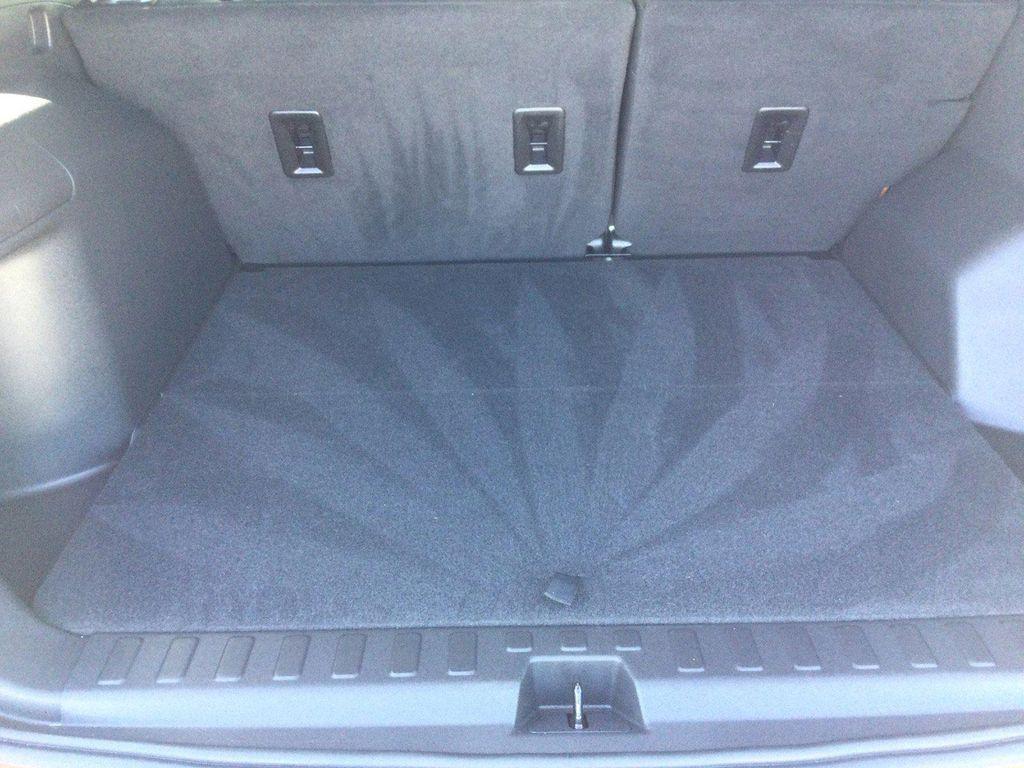 used 2023 Chevrolet Equinox car, priced at $25,995