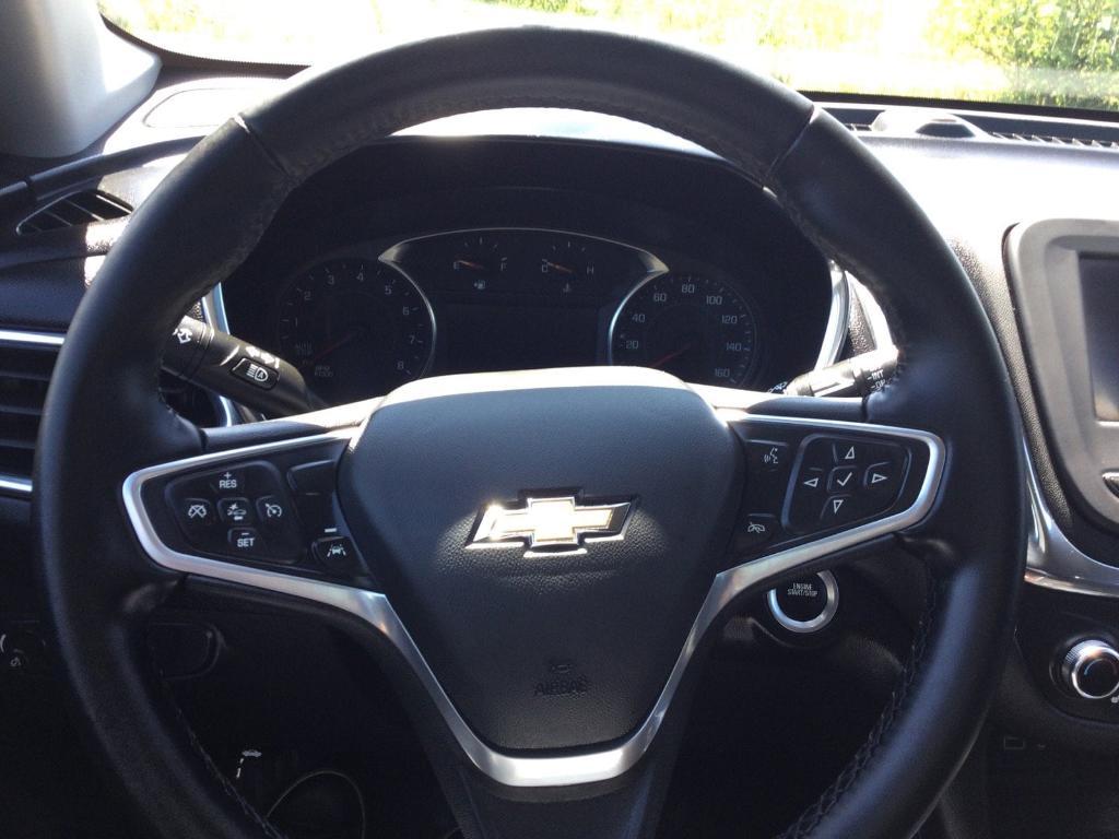 used 2023 Chevrolet Equinox car, priced at $25,995