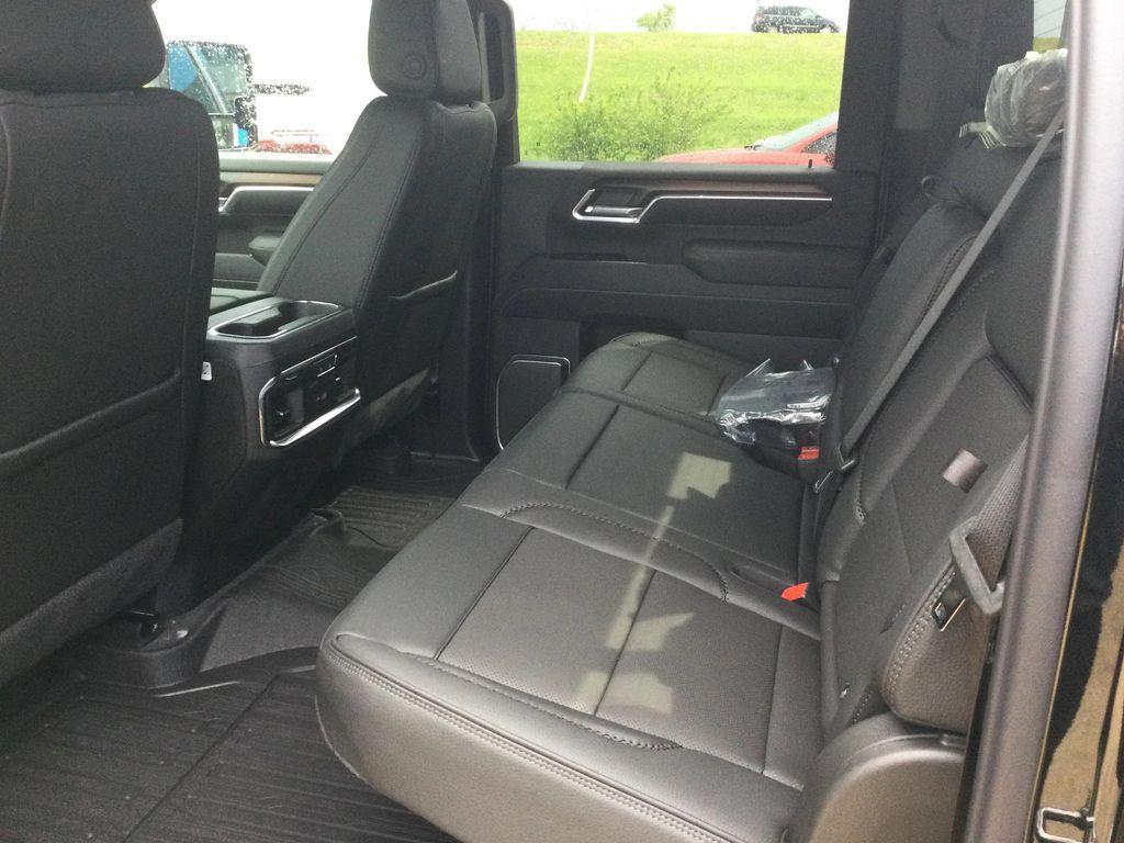 new 2025 GMC Sierra 2500 car, priced at $74,986