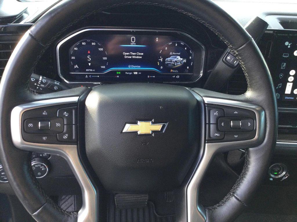 used 2022 Chevrolet Silverado 1500 car, priced at $38,995