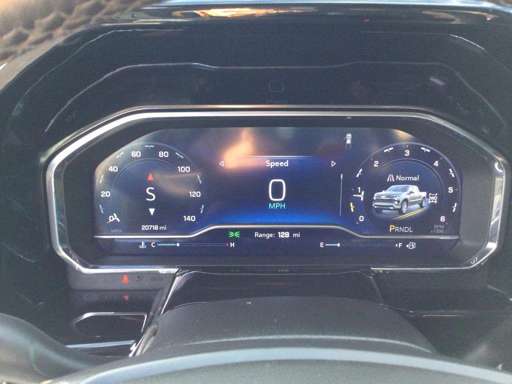 used 2022 Chevrolet Silverado 1500 car, priced at $38,995