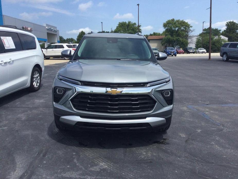 new 2025 Chevrolet TrailBlazer car, priced at $28,470