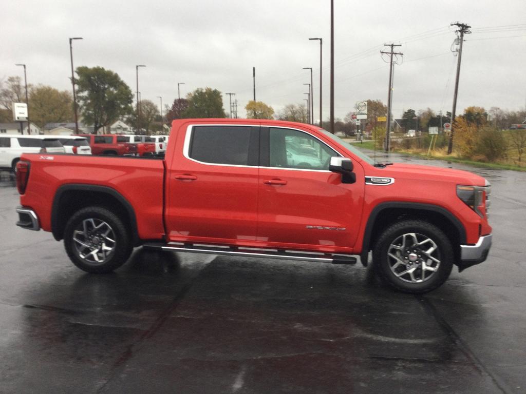 new 2025 GMC Sierra 1500 car, priced at $55,245