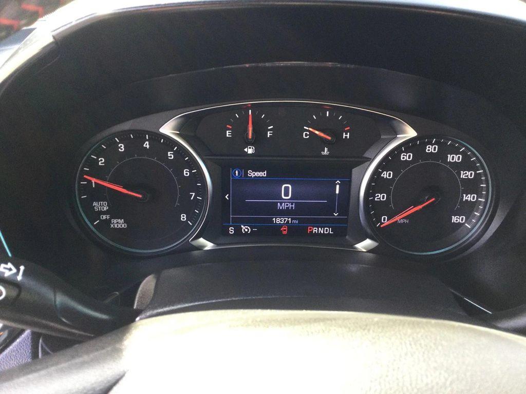 used 2022 Chevrolet Equinox car, priced at $26,995