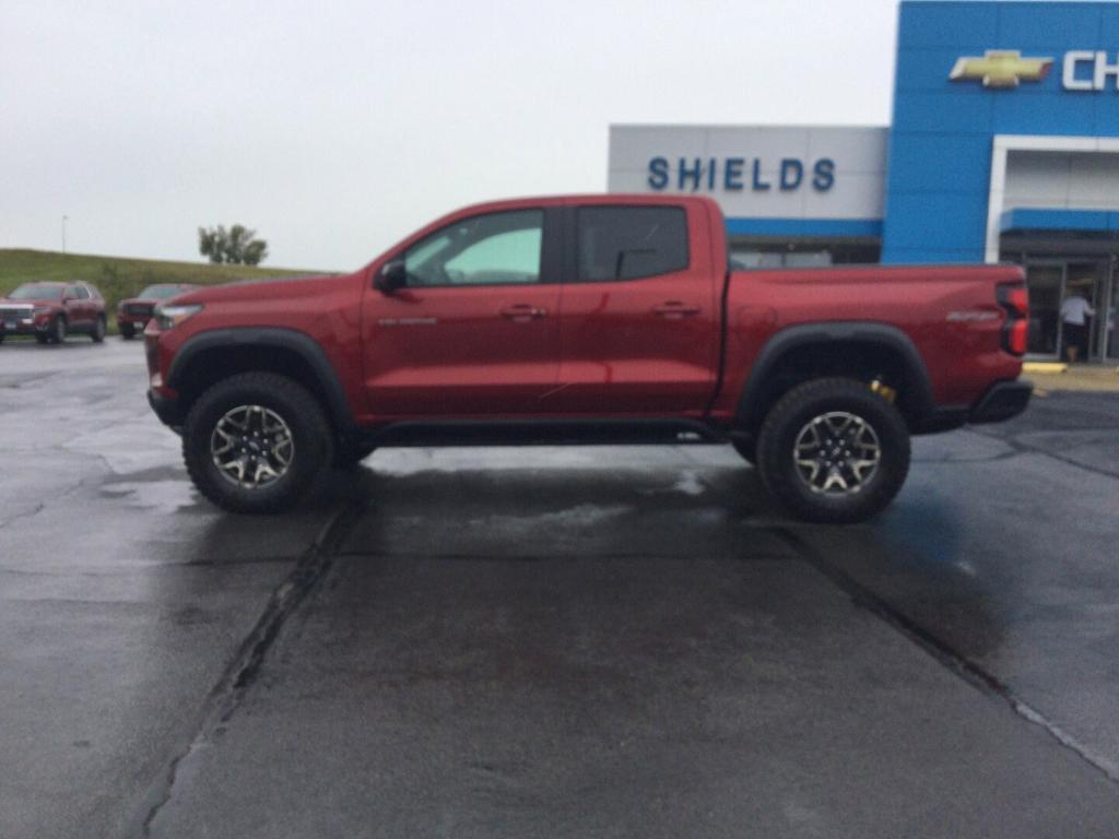 new 2024 Chevrolet Colorado car, priced at $48,500