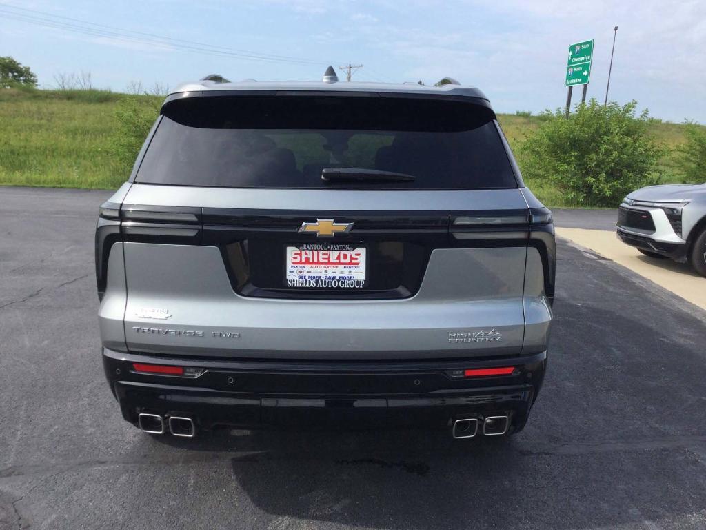 new 2025 Chevrolet Traverse car, priced at $56,995