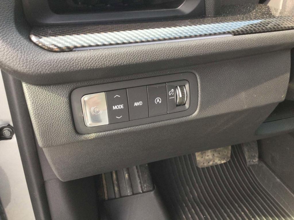 new 2025 Chevrolet Traverse car, priced at $56,995