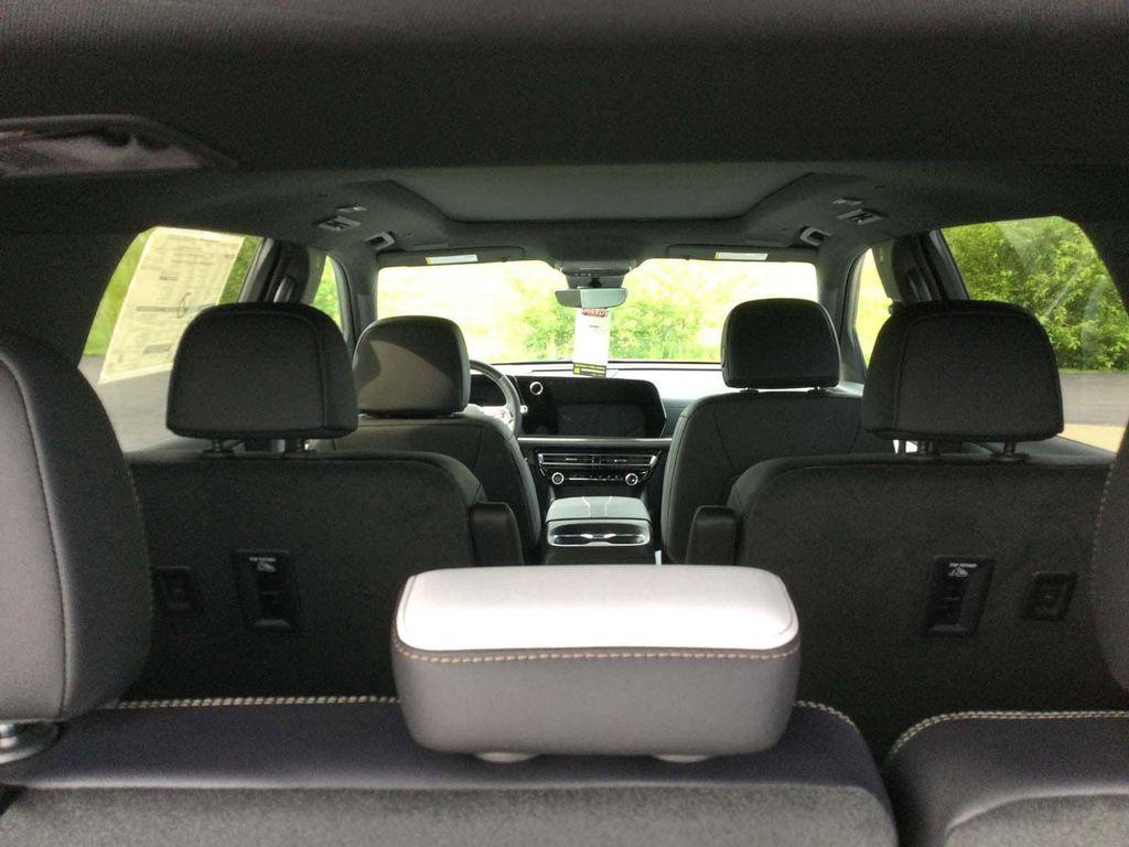 new 2025 Chevrolet Traverse car, priced at $59,145