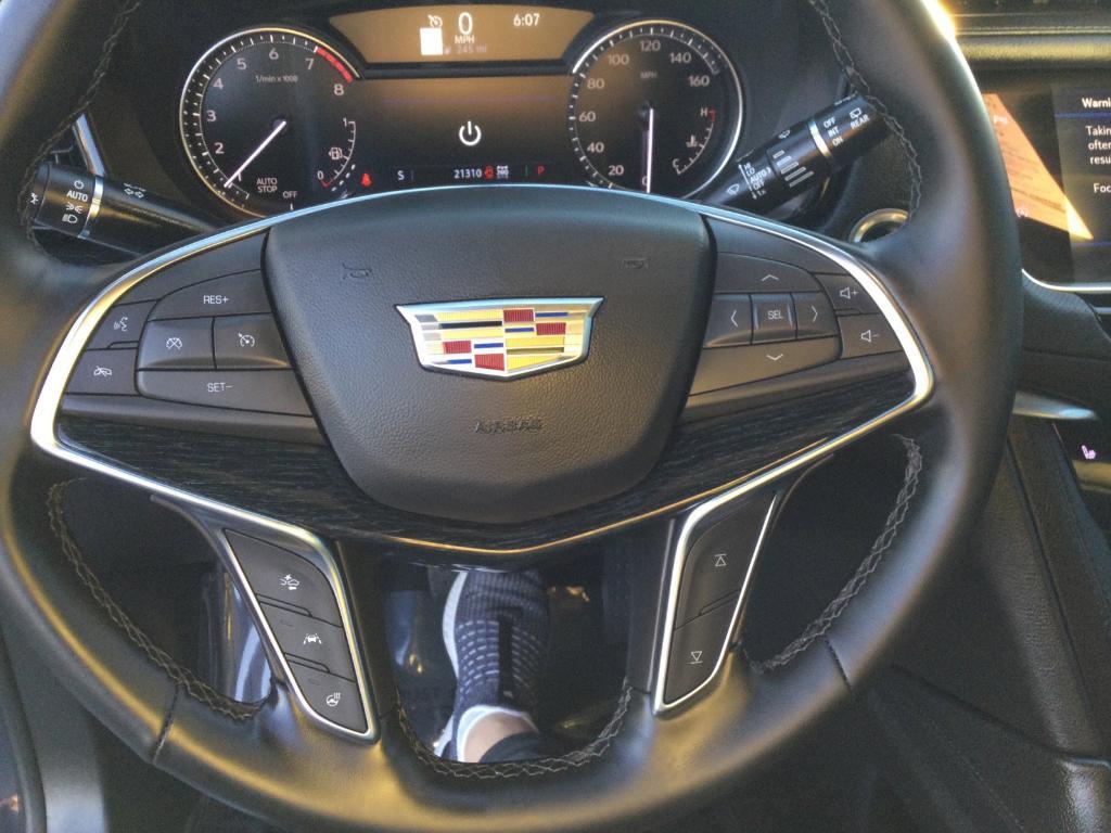 used 2025 Cadillac XT5 car, priced at $43,995