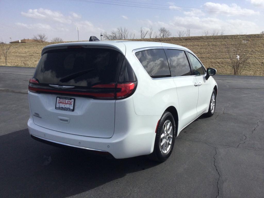 used 2023 Chrysler Pacifica car, priced at $22,995