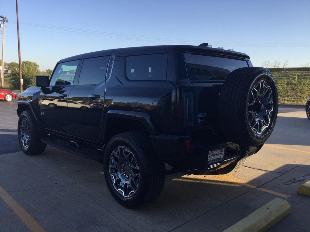 new 2025 GMC HUMMER EV car, priced at $109,285