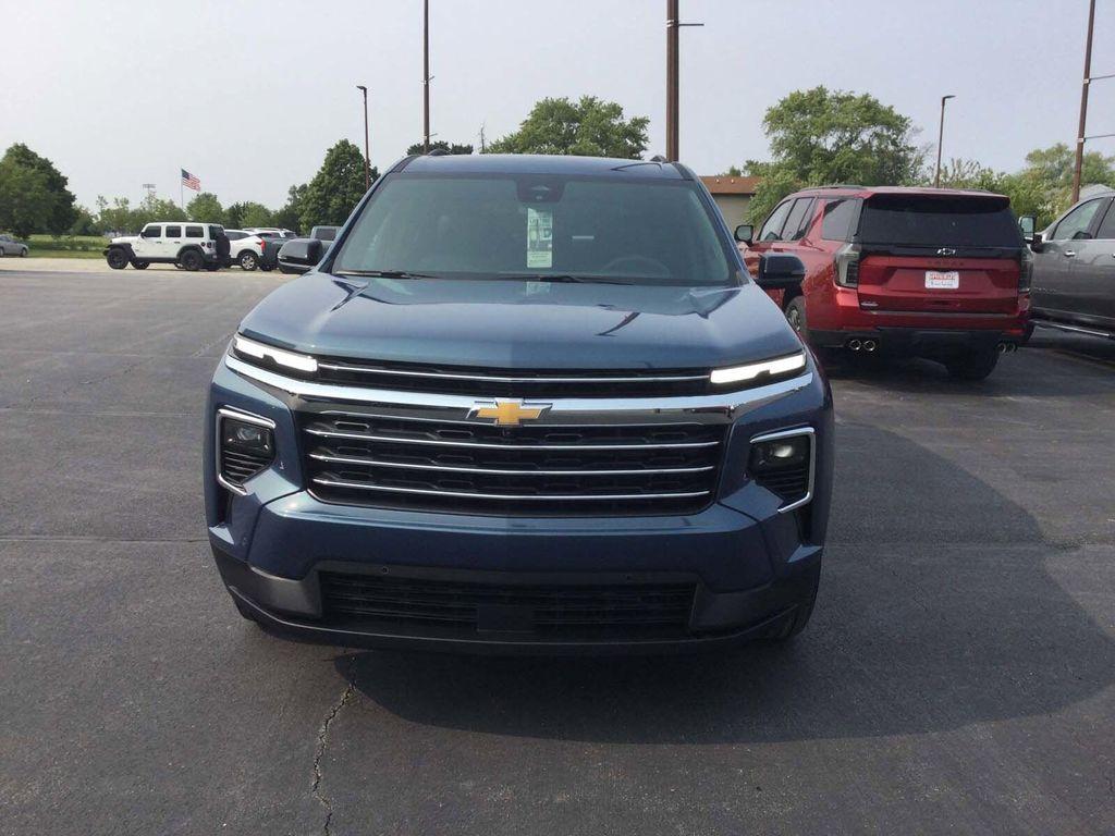 new 2025 Chevrolet Traverse car, priced at $46,500