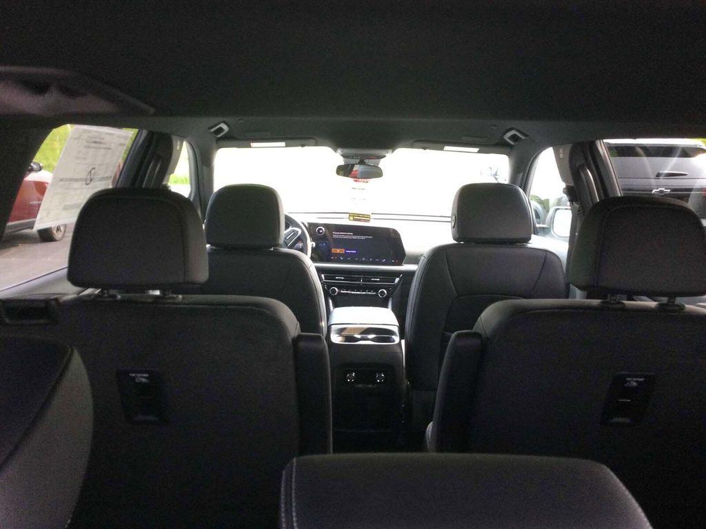 new 2025 Chevrolet Traverse car, priced at $46,500