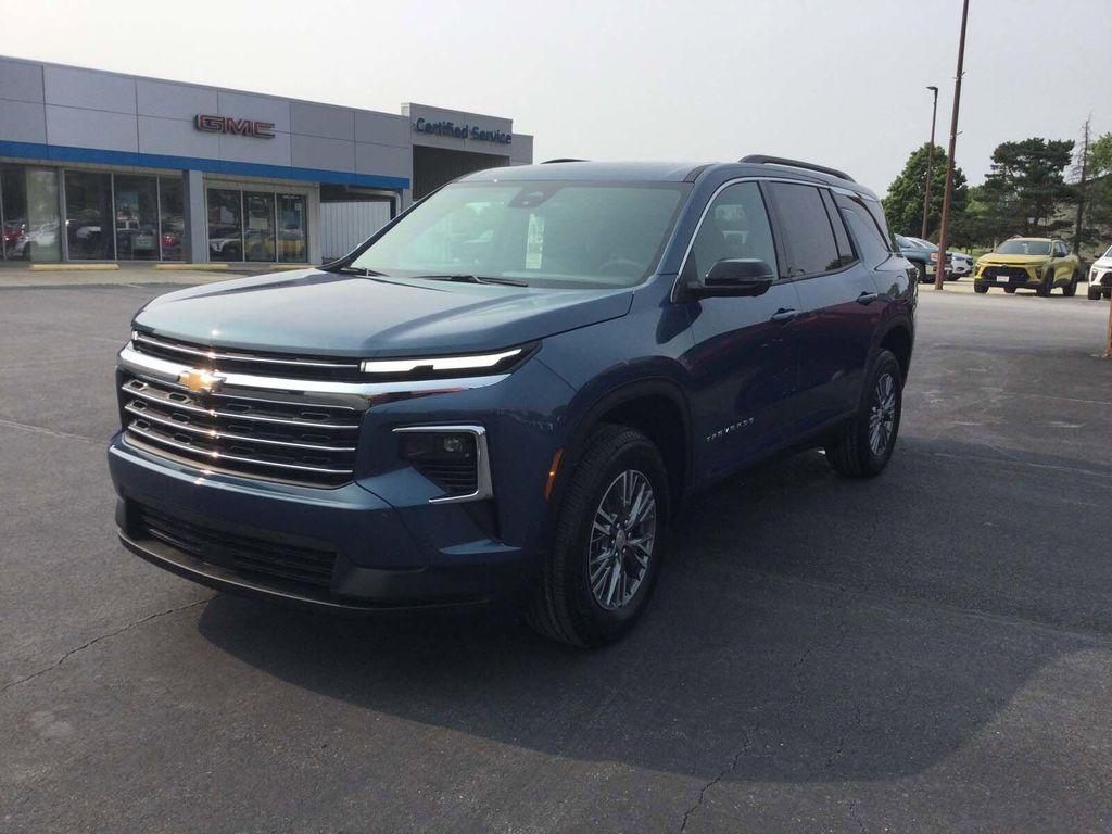 new 2025 Chevrolet Traverse car, priced at $46,500