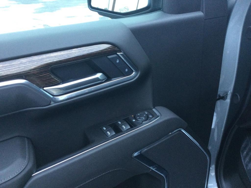 new 2025 GMC Sierra 1500 car, priced at $58,245