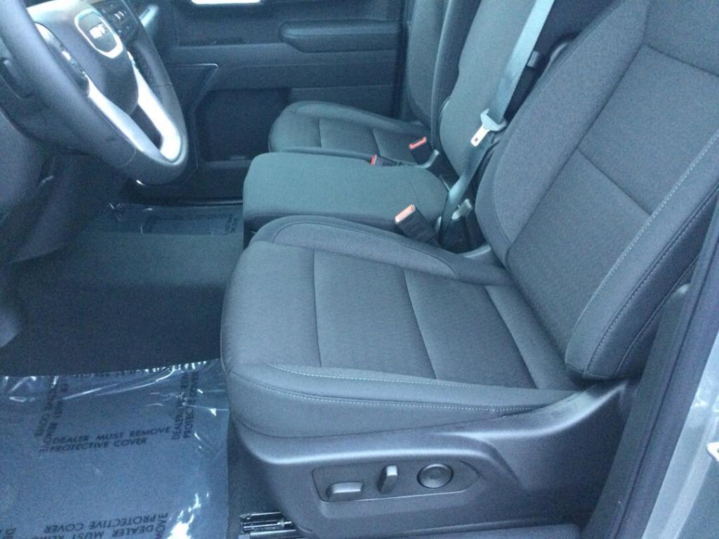 new 2025 GMC Sierra 1500 car, priced at $58,245