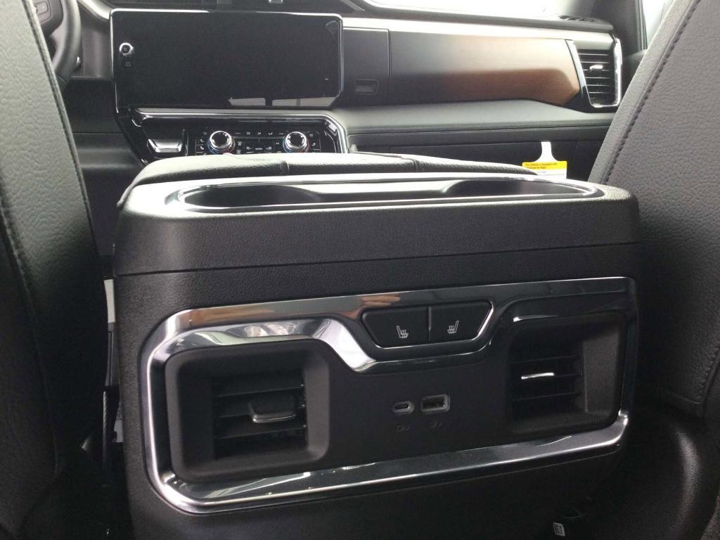 new 2025 GMC Sierra 1500 car, priced at $72,050
