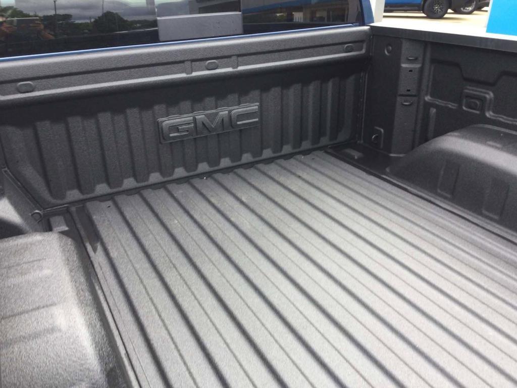 new 2025 GMC Sierra 1500 car, priced at $72,050