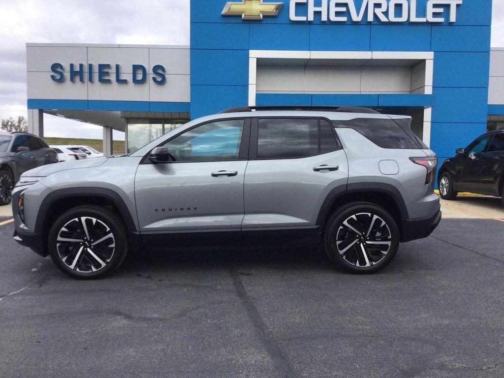 new 2026 Chevrolet Equinox car, priced at $37,390