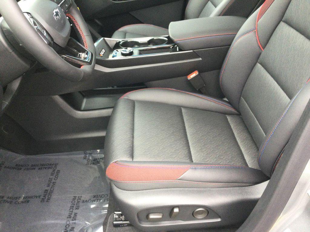 new 2026 Chevrolet Equinox car, priced at $37,390