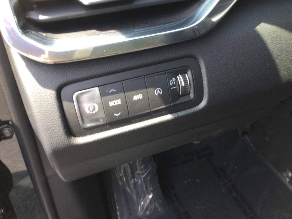 new 2025 GMC Acadia car, priced at $51,500