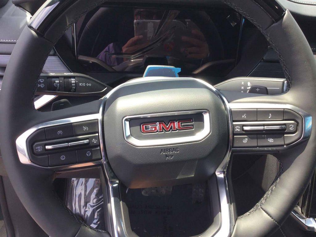 new 2025 GMC Acadia car, priced at $51,500