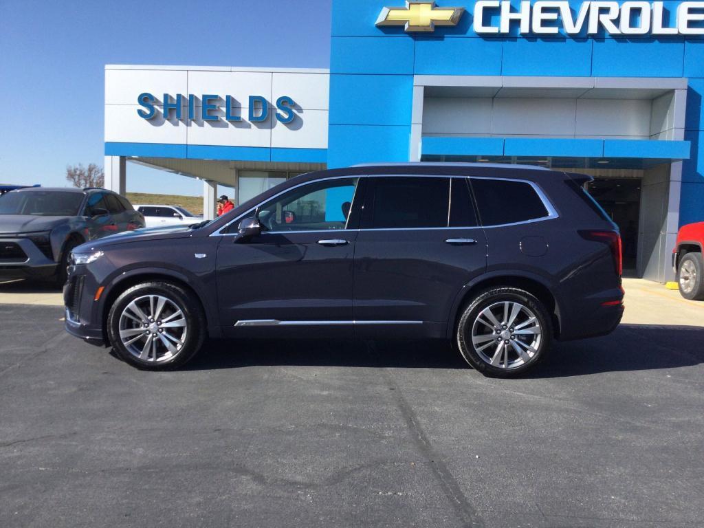 used 2025 Cadillac XT6 car, priced at $44,995