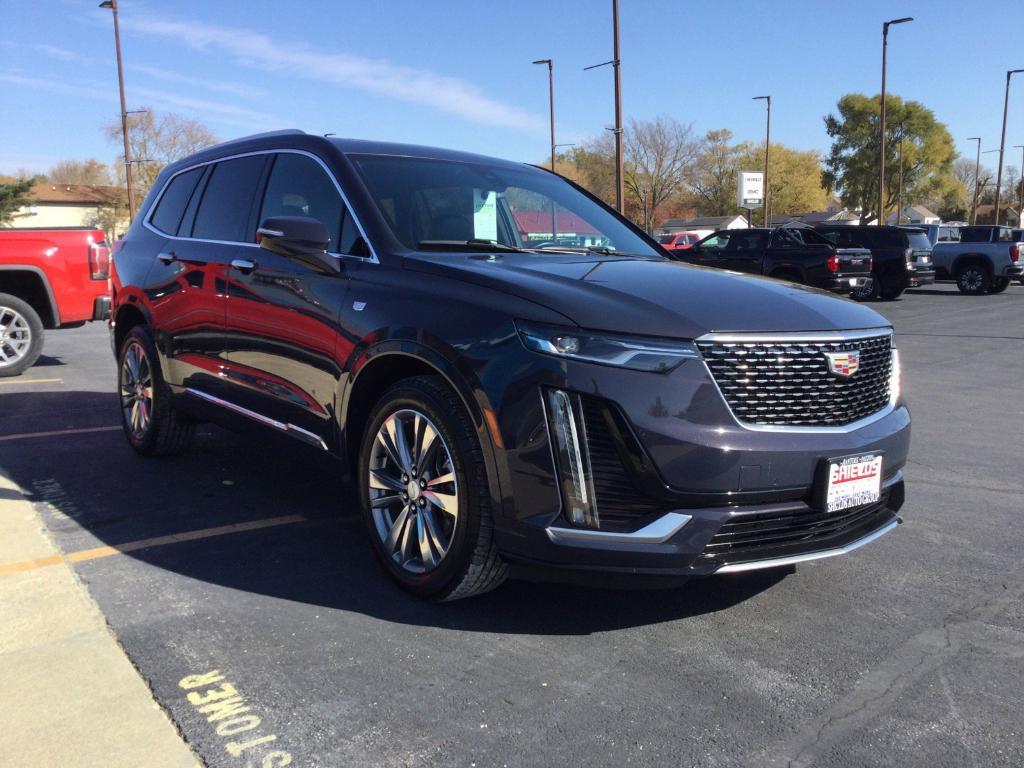 used 2025 Cadillac XT6 car, priced at $44,995