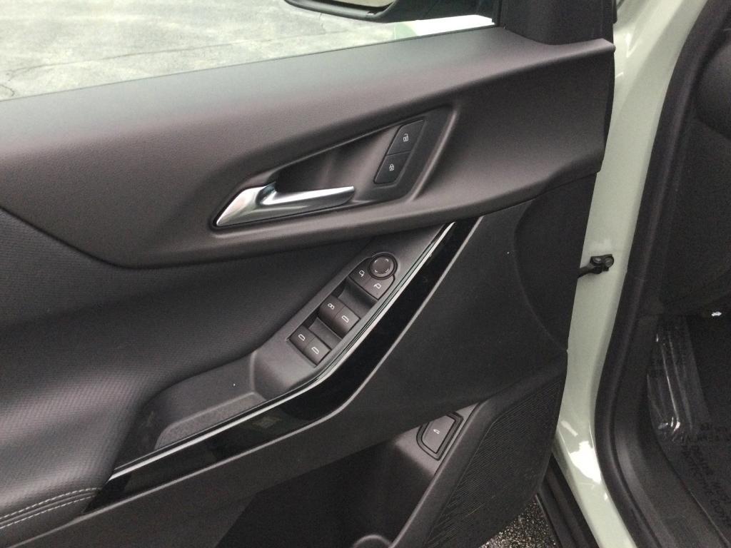 new 2026 Chevrolet Equinox car, priced at $32,545