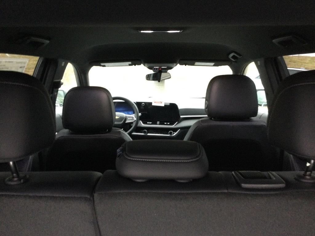 new 2026 Chevrolet Equinox car, priced at $32,545