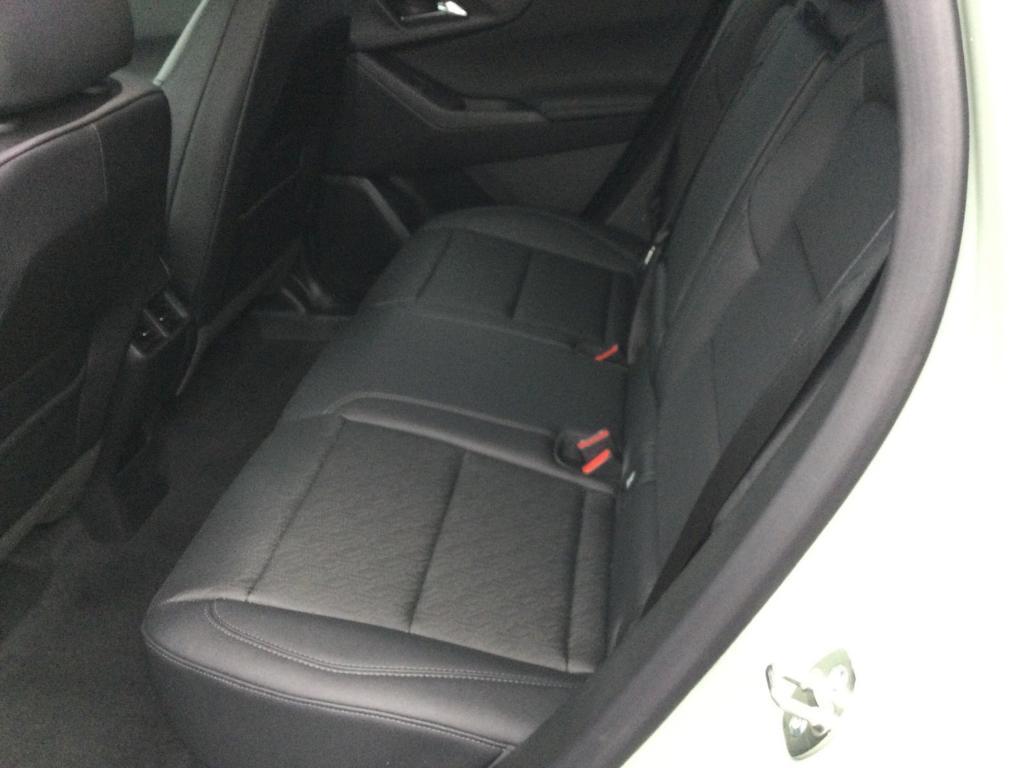 new 2026 Chevrolet Equinox car, priced at $32,545