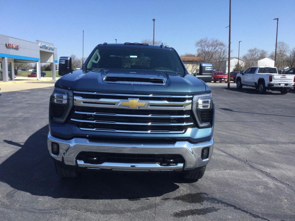 new 2025 Chevrolet Silverado 2500 car, priced at $75,035