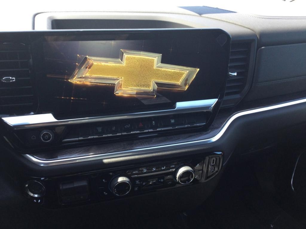 new 2025 Chevrolet Silverado 2500 car, priced at $75,035