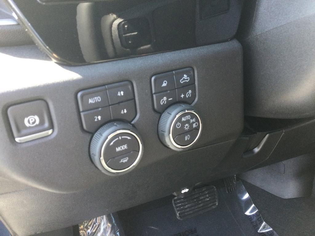 new 2025 Chevrolet Silverado 2500 car, priced at $75,035