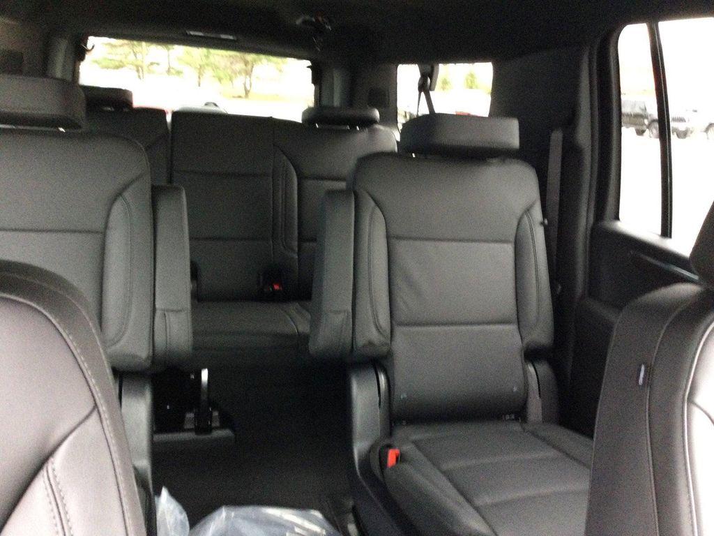 new 2026 Chevrolet Suburban car, priced at $76,270