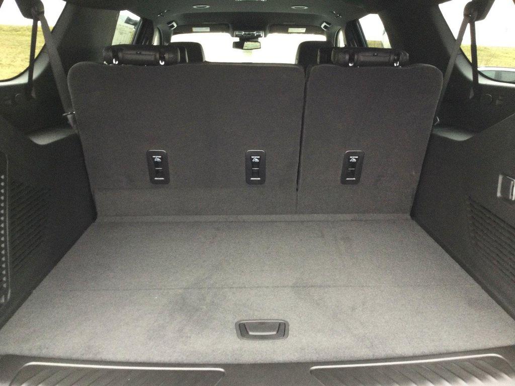 new 2026 Chevrolet Suburban car, priced at $76,270