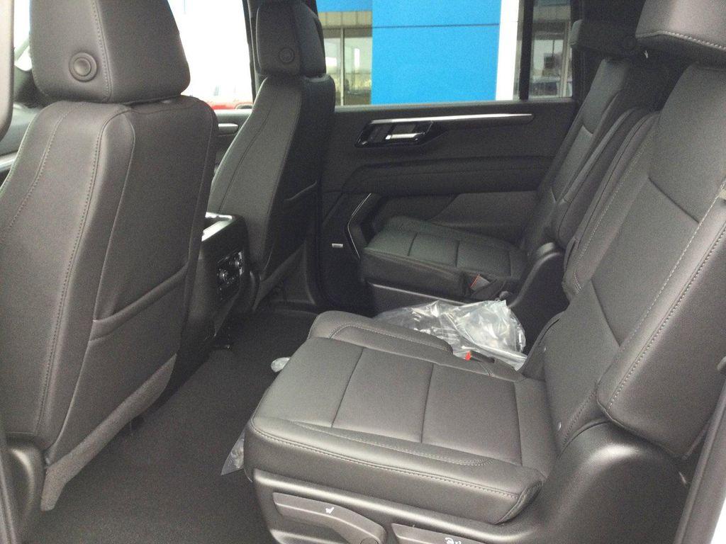 new 2026 Chevrolet Suburban car, priced at $76,270